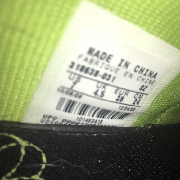 Nike - Picture 4 of 4